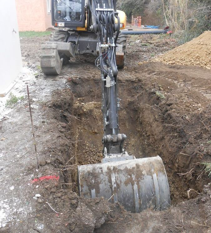 Ouverture pour la pose d'une fosse septique