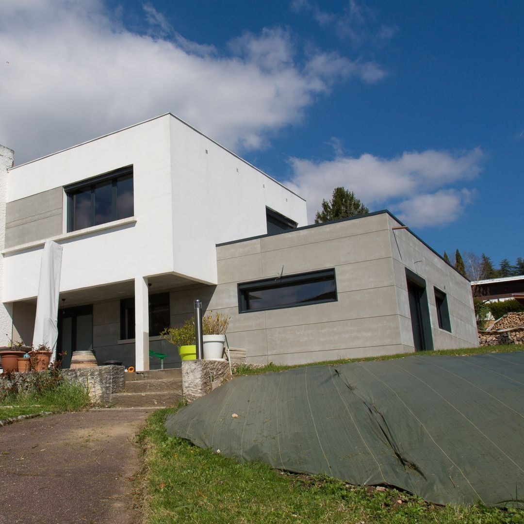 Extension d'une maison en béton