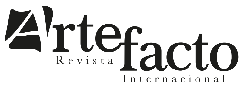 Logotipo de Artefacto Group con emblema 3D azul y plateado y franja naranja sobre el texto.