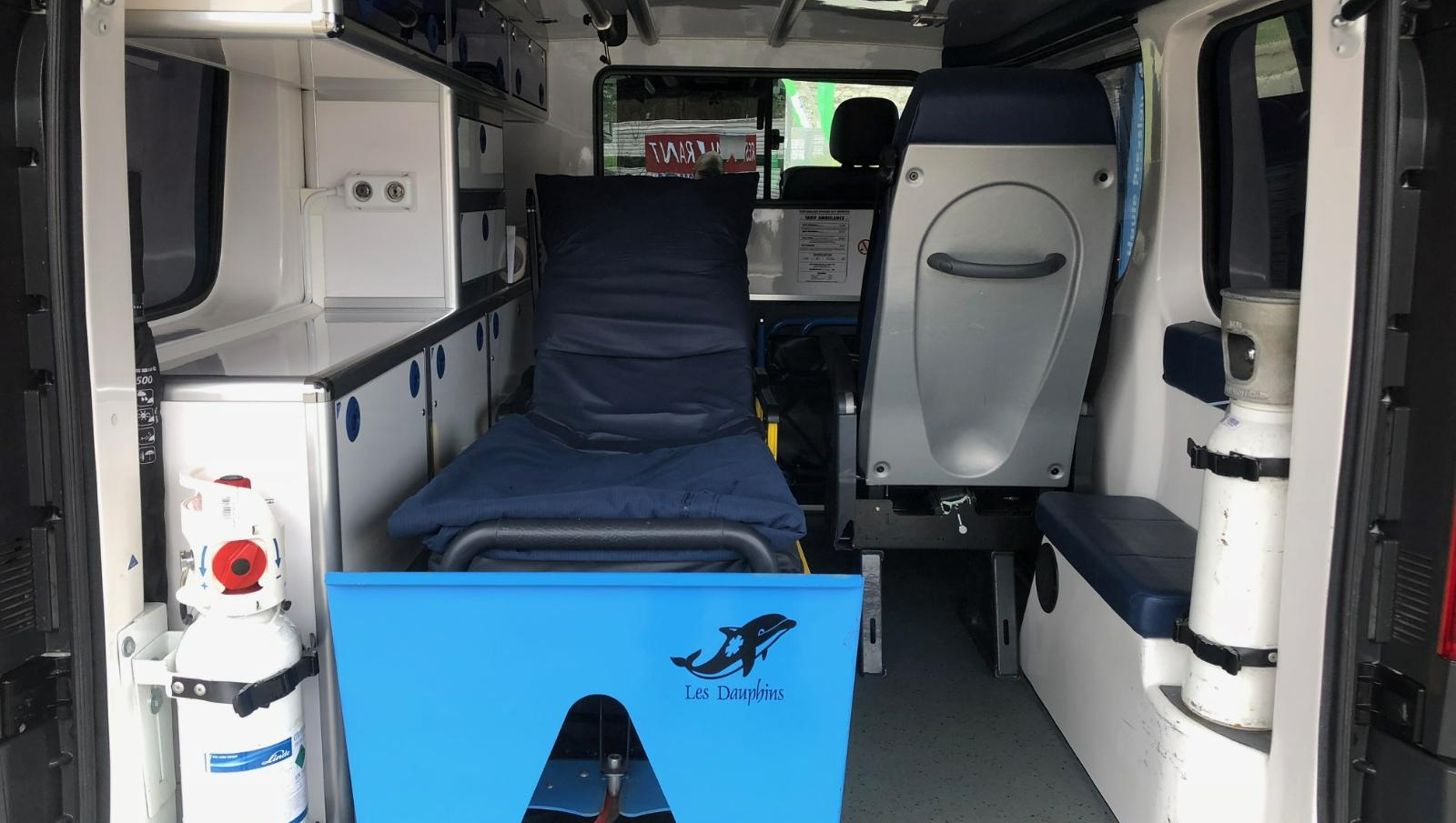 Ambulance vue de l'intérieur