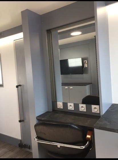 Simple loge comédien - 7