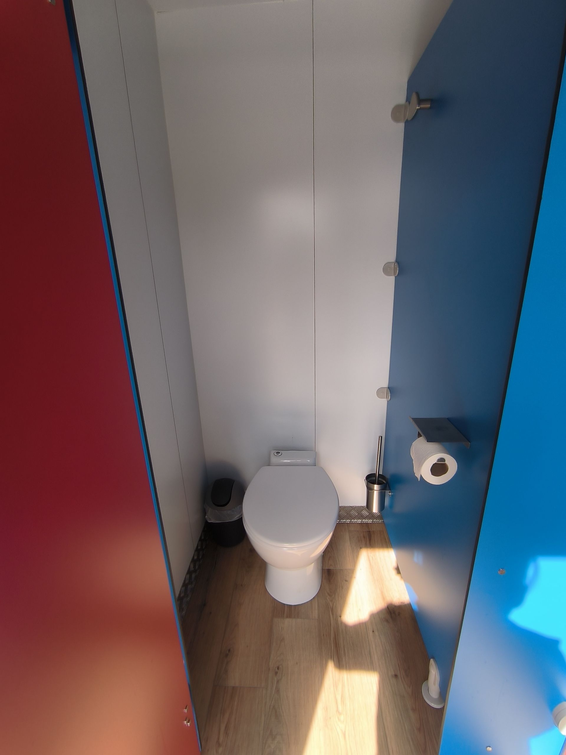 Véhicule toilette sanitaire n°2 - 6