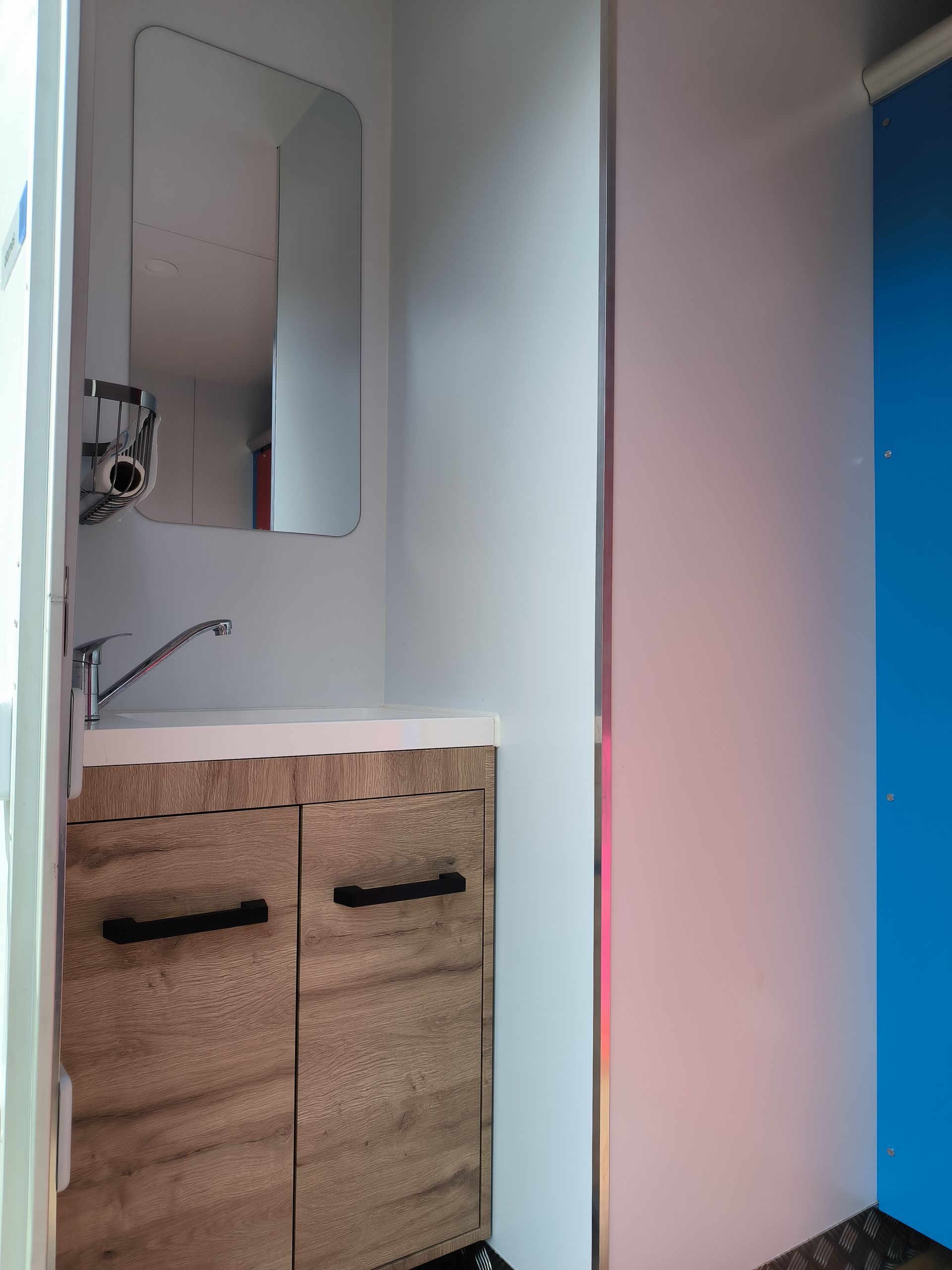 Véhicule toilette sanitaire n°2 - 4