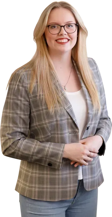 Laura Hartung Laura Hartung