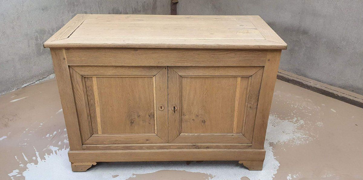 Décapage de meuble en bois