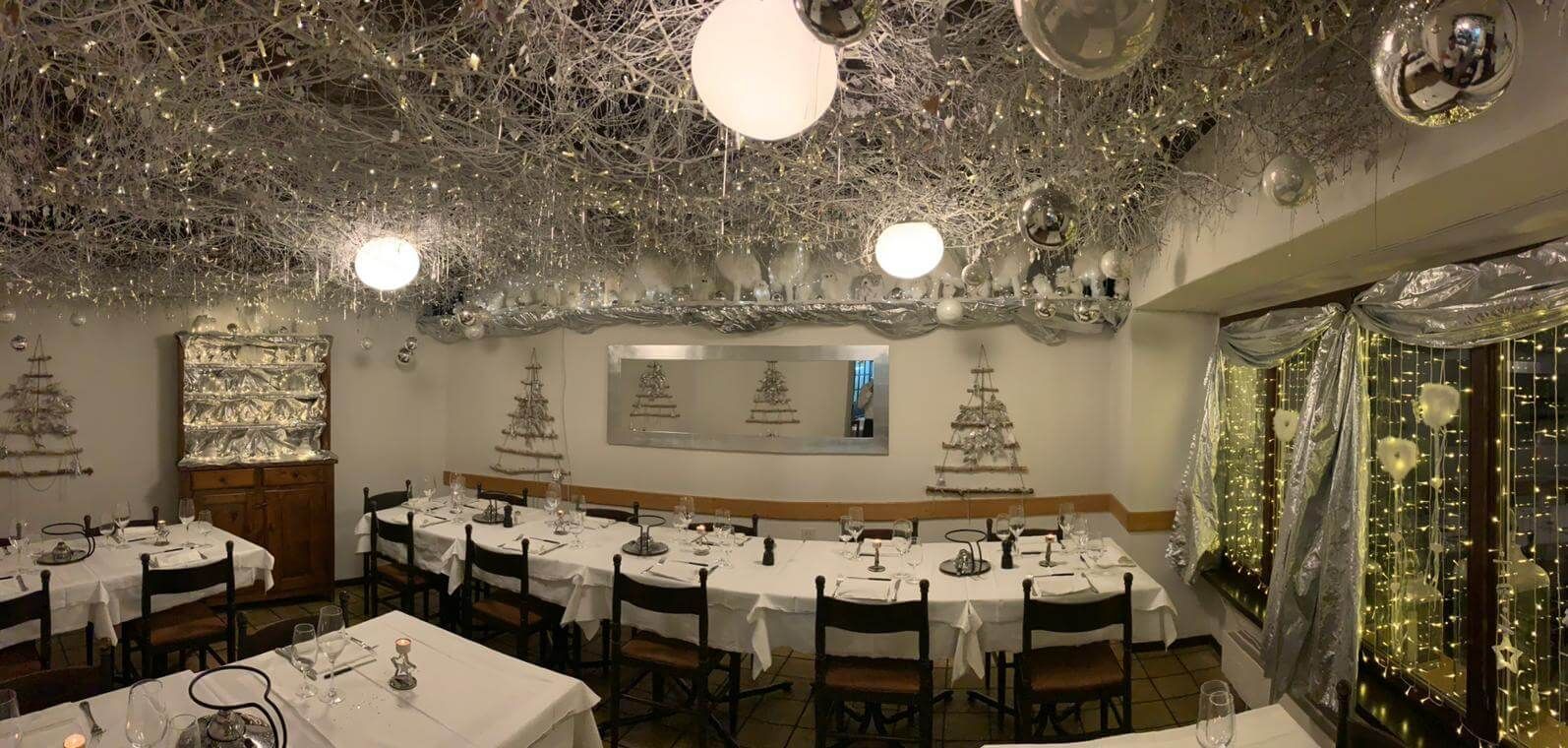 sala interna del ristorante sul lago - Ristorante Pinocchio da Sandra