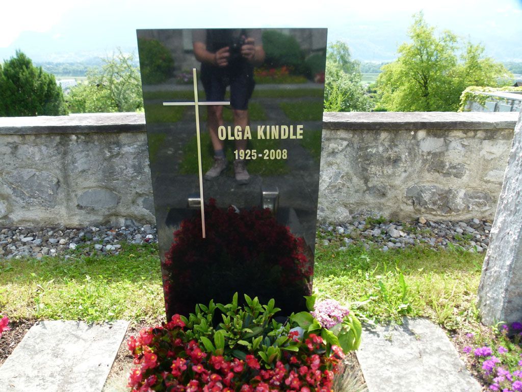 Grabstein13 - Mario Hilti AG