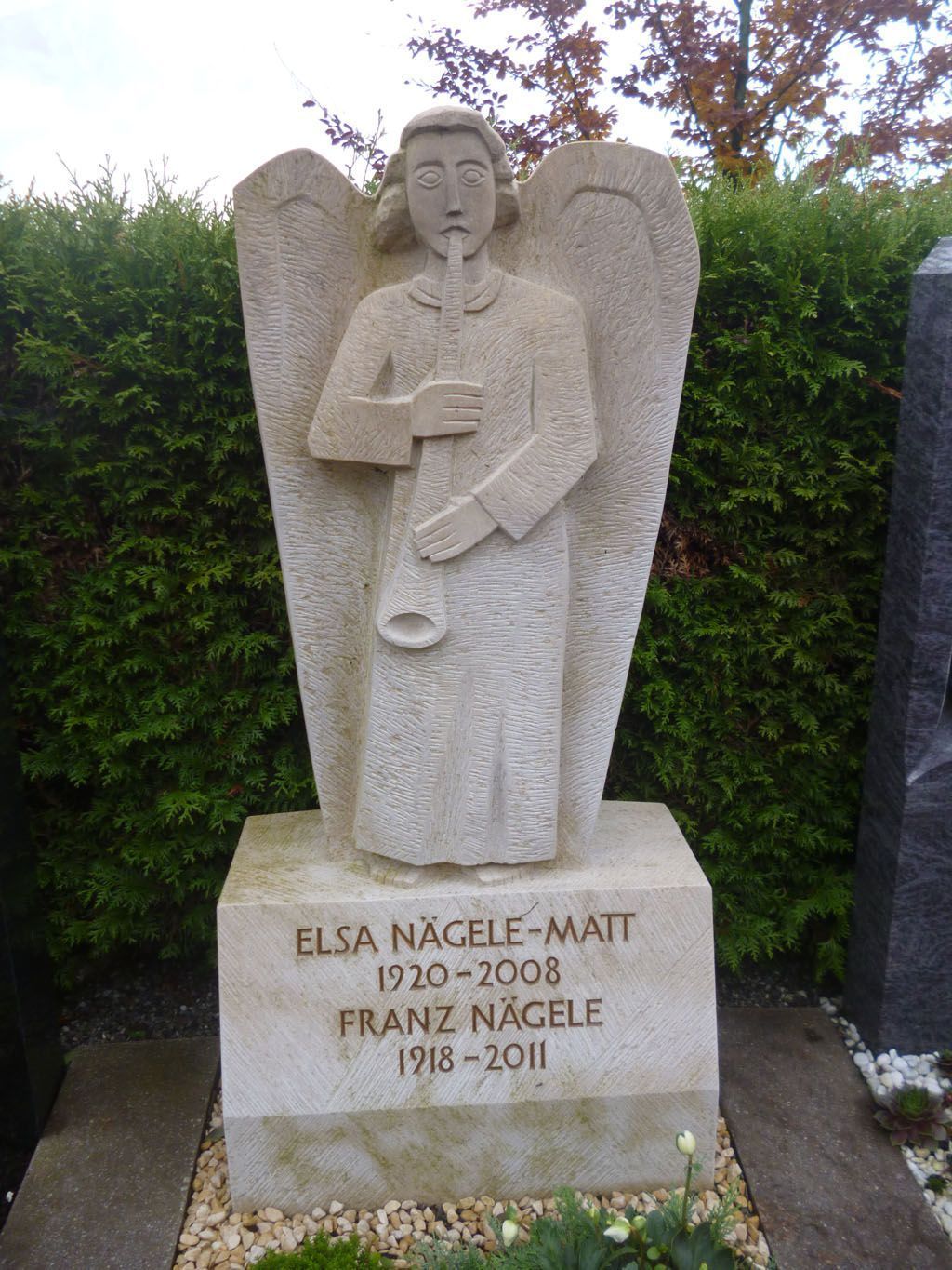 Grabstein14 - Mario Hilti AG