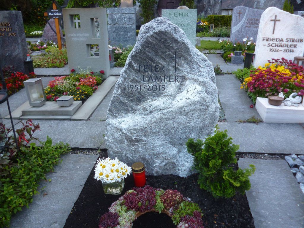 Grabstein4 - Mario Hilti AG