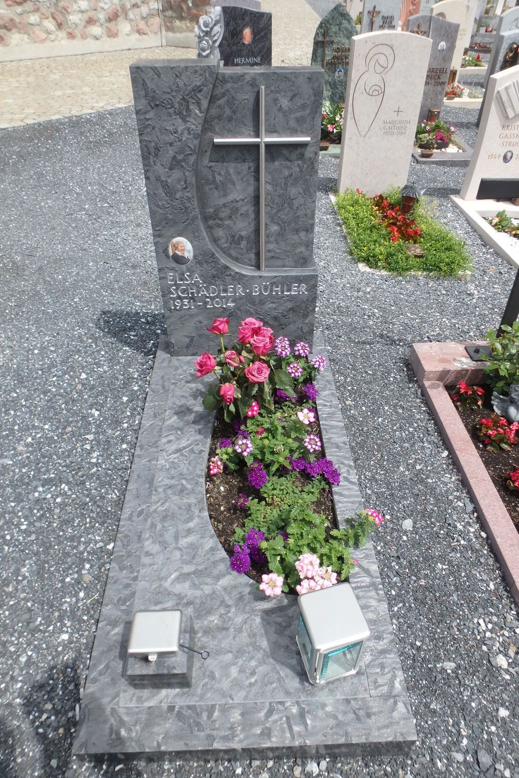 Grabstein7 - Mario Hilti AG