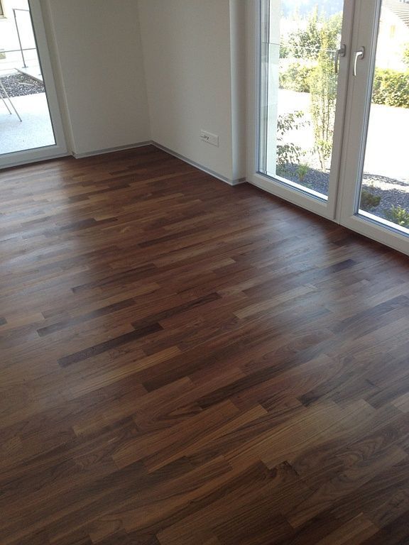 Nussbaum Parkett verlegt4