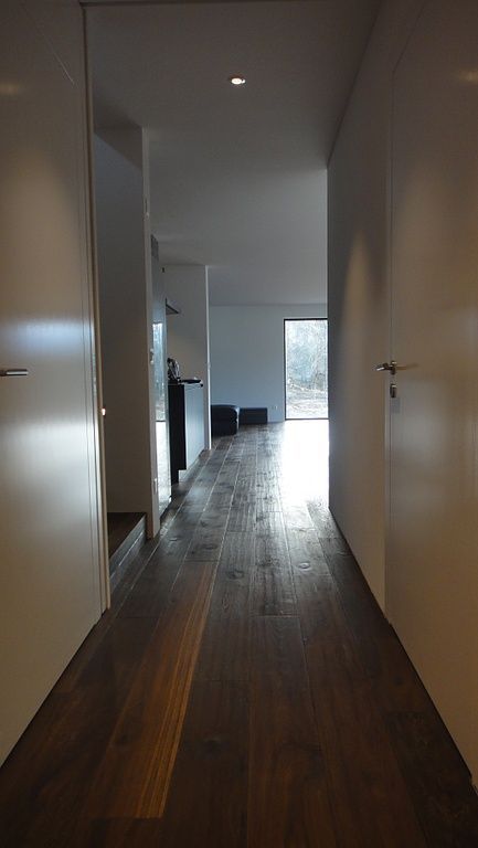 Eiche darkbrown astig handgehobelt gebürstet geölt Landhausdielen