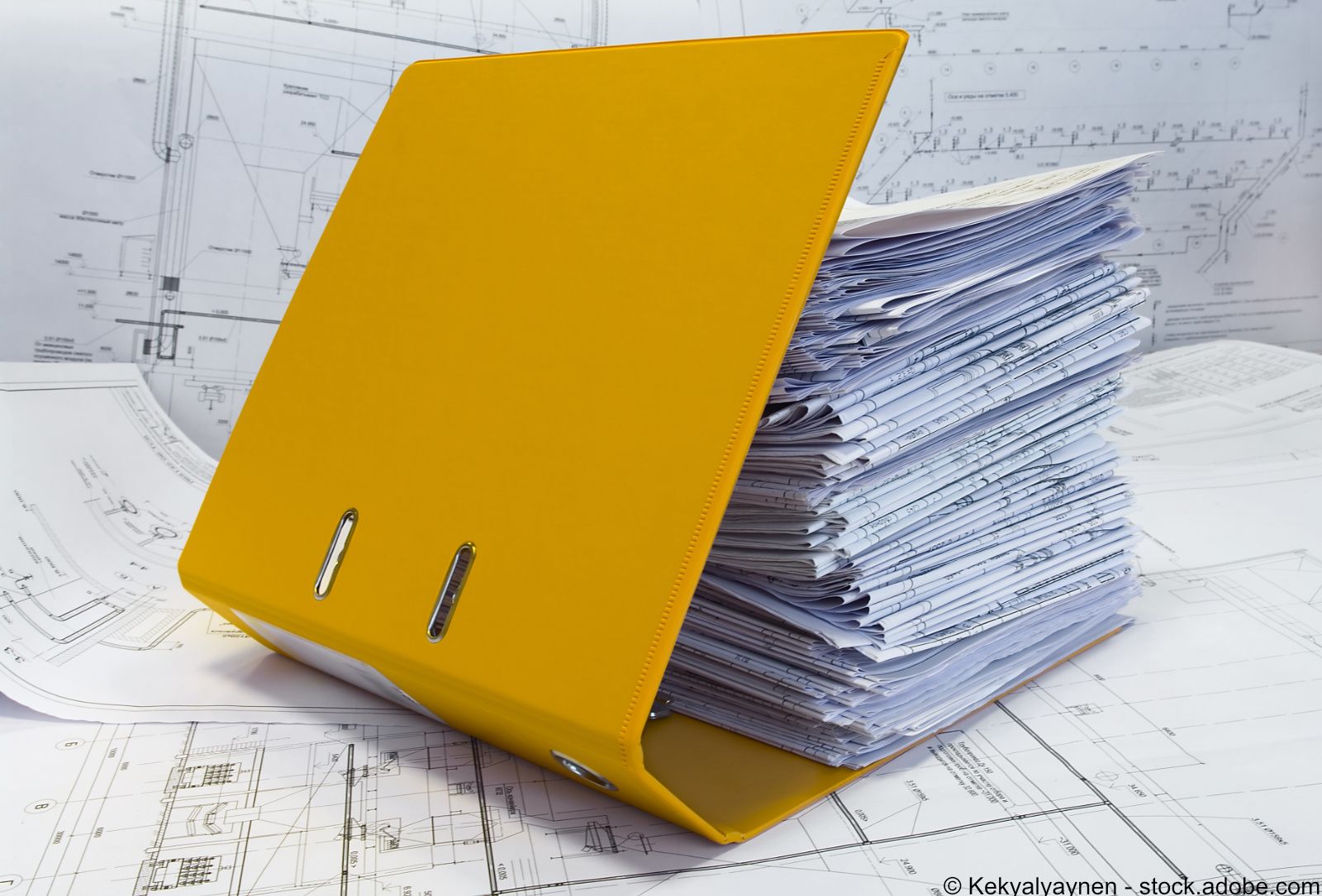 Ordner mit Plänen