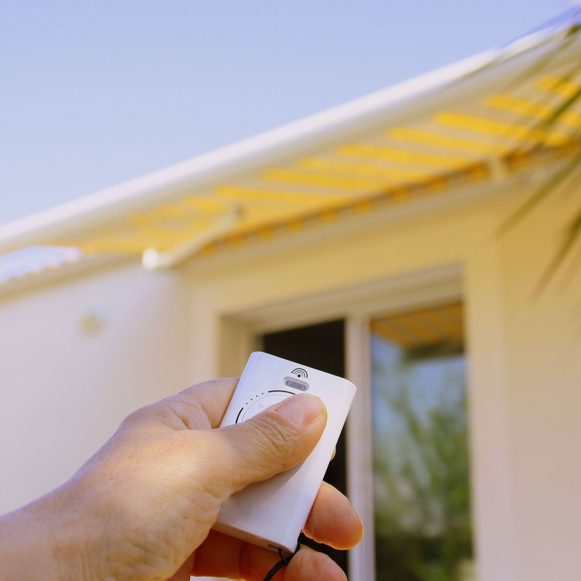 Somfy, notre partenaire officiel - Della Vecchia Stores