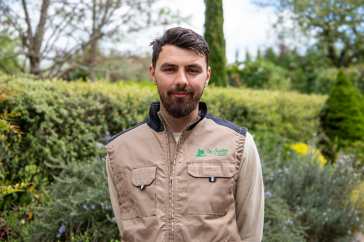 Employé des Jardins du Val de Cher