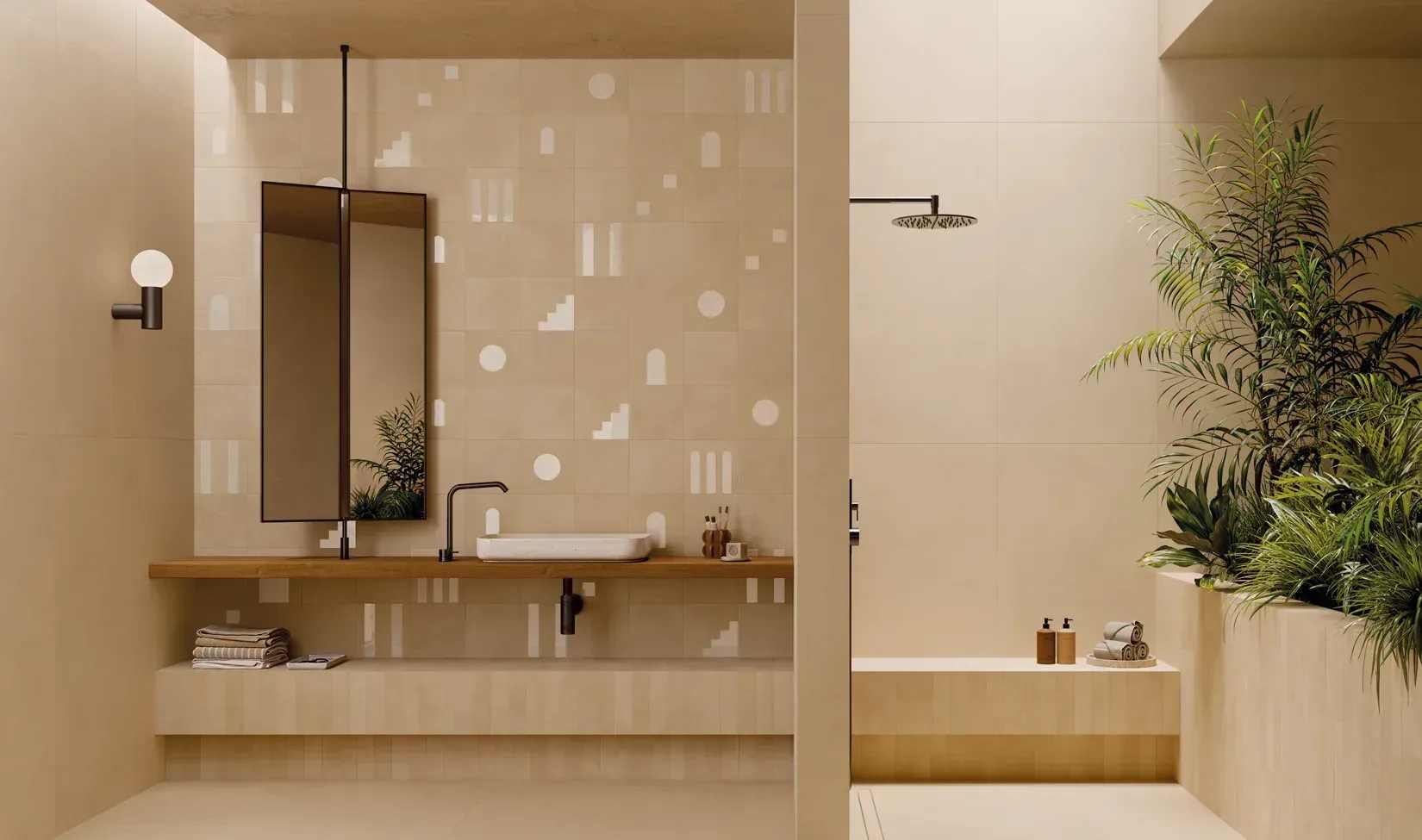Salle de bains moderne beige avec meuble-lavabo, miroir, appliques murales et plante en pot.