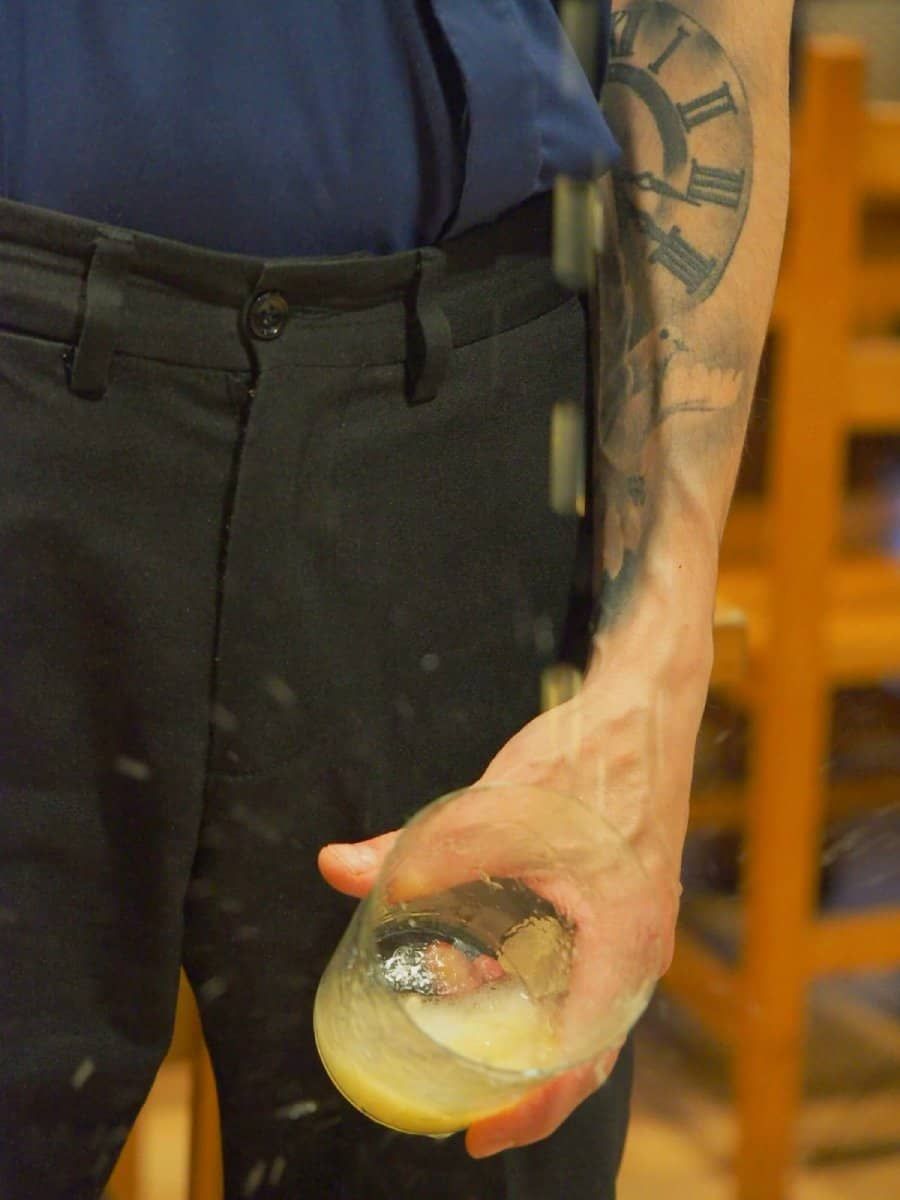 Escanciado tradicional de sidra