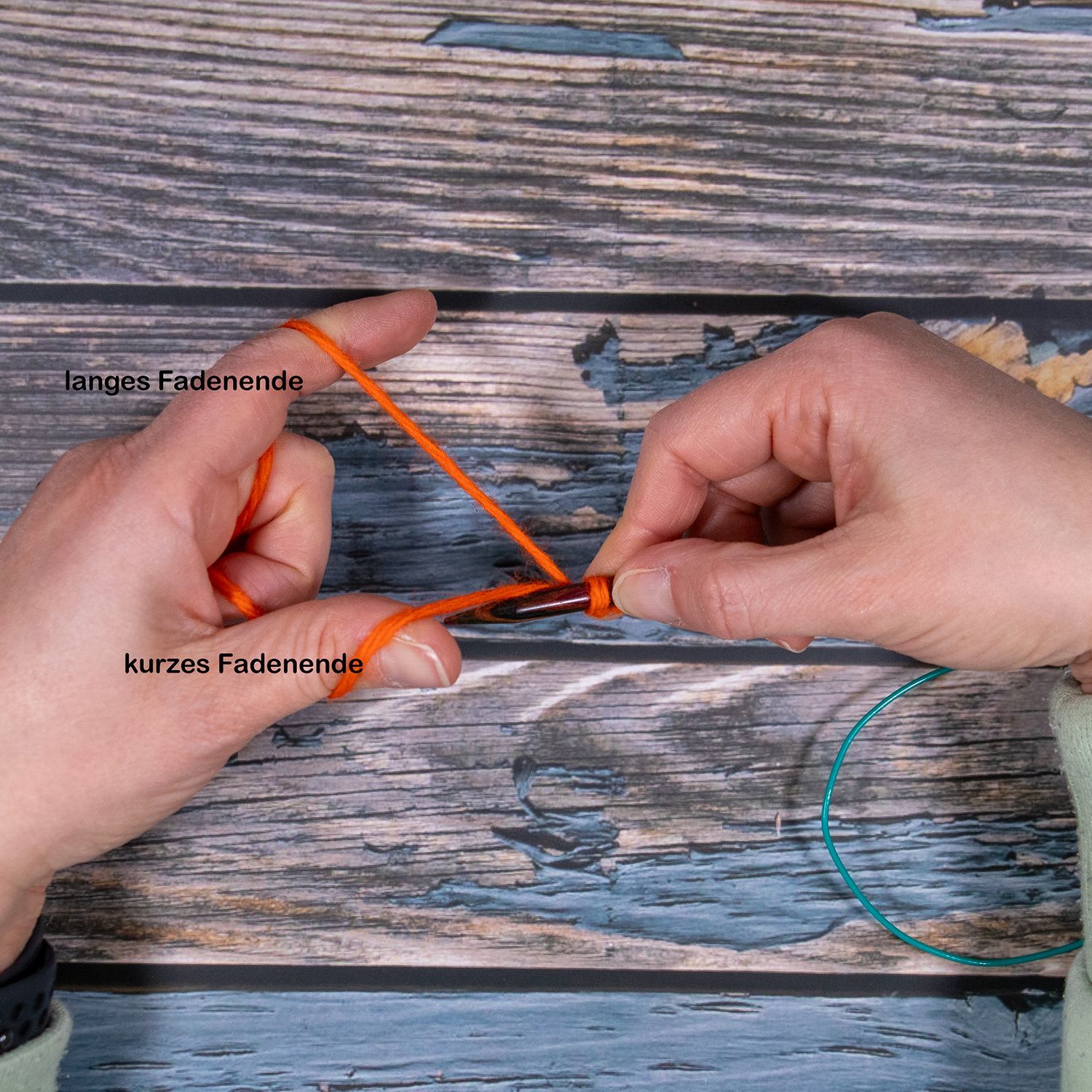 gespannten Faden holen, re Masche ital. Maschenanschlag