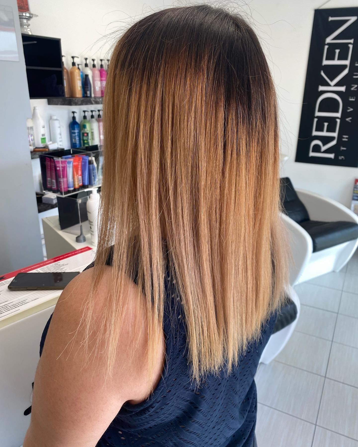 Coloration blonde sur cheveux longs