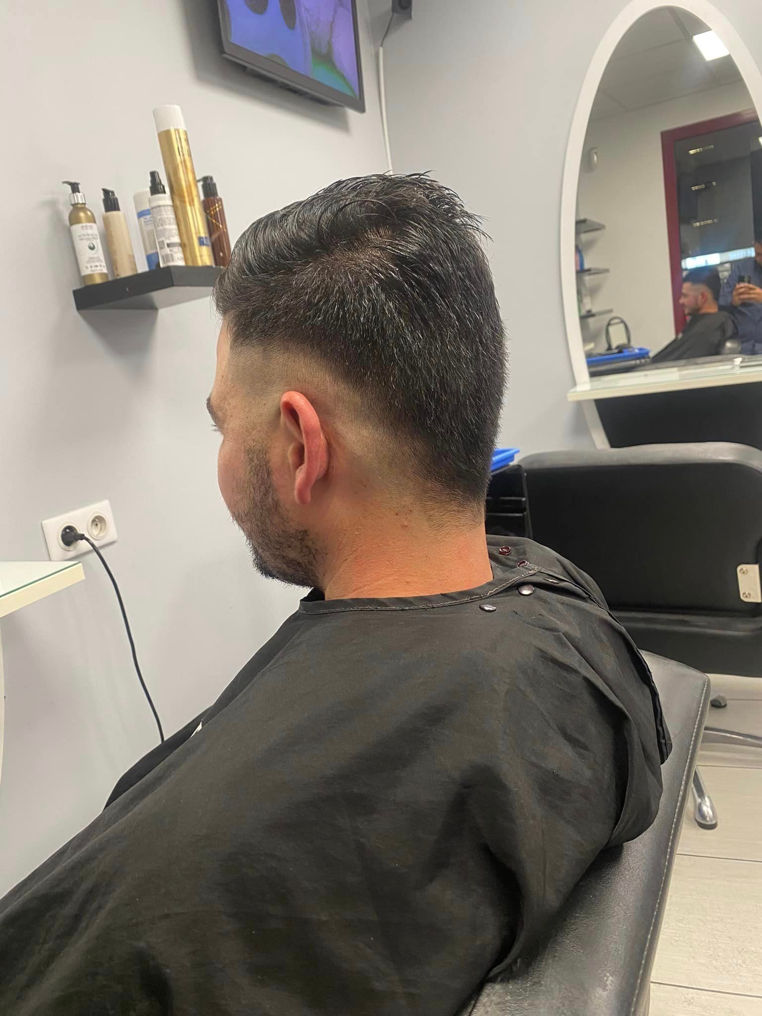 Coupe de cheveux pour homme