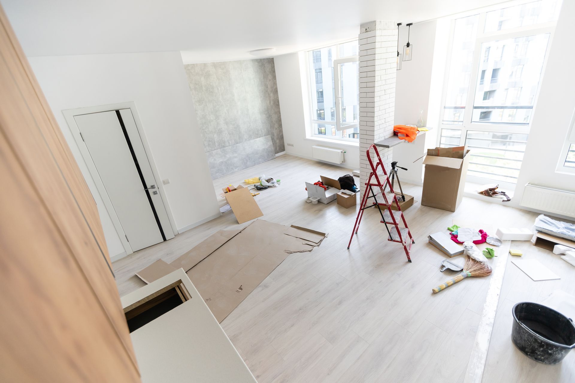 Travaux de rénovation immobilière dans un appartement