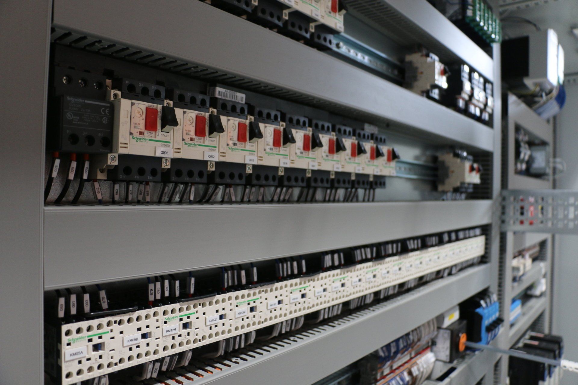 Contenu d'une armoire électrique