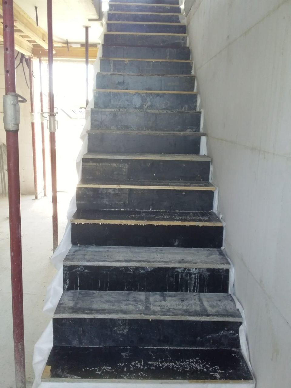 PV Bau GmbH & Co. KG Treppe