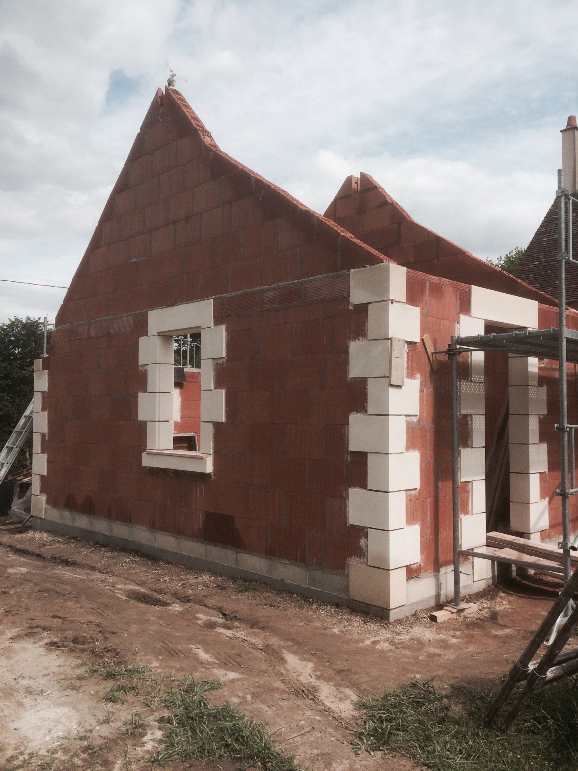 Construction de maison, travaux de maçonnerie