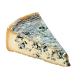 Un morceau de fromage bleu crémeux aux veines bleues distinctes et à la croûte texturée naturelle, sur fond blanc.
