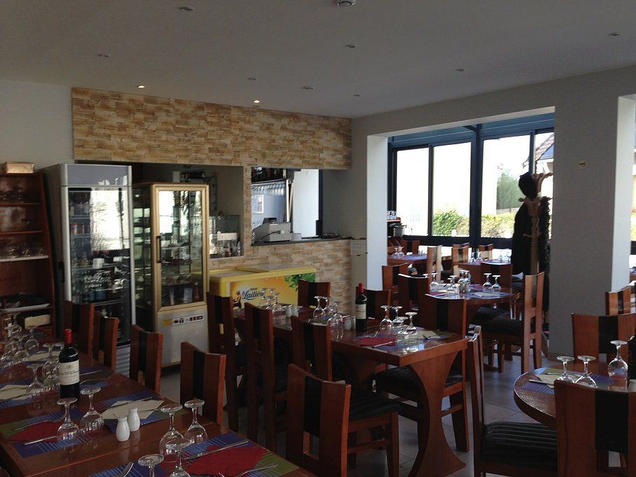 Venez au Restaurant La Source à Plessis-Robinson dans les Hauts-de-Seine