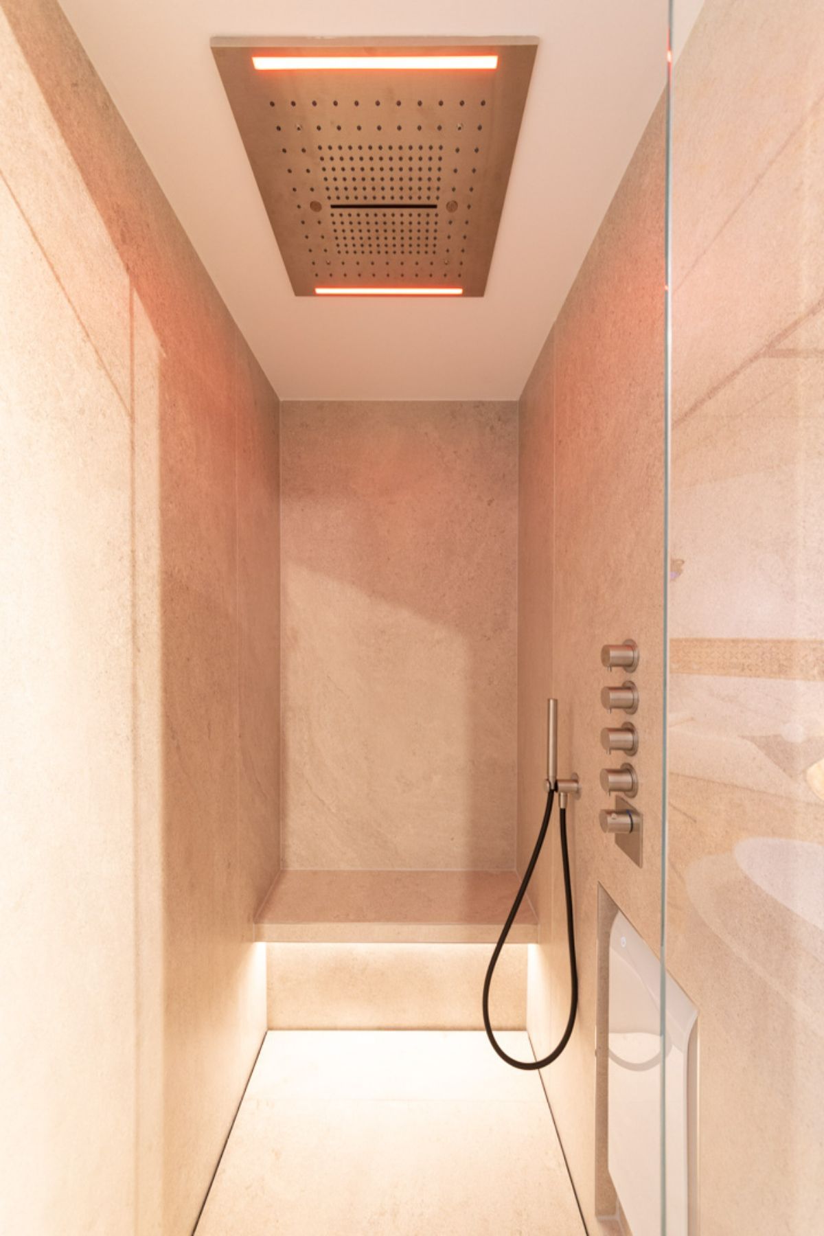 KB Design – Showroom für Badezimmer