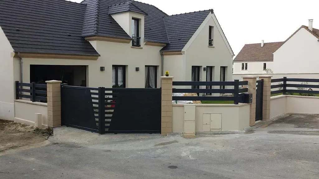 Double portail coulissant