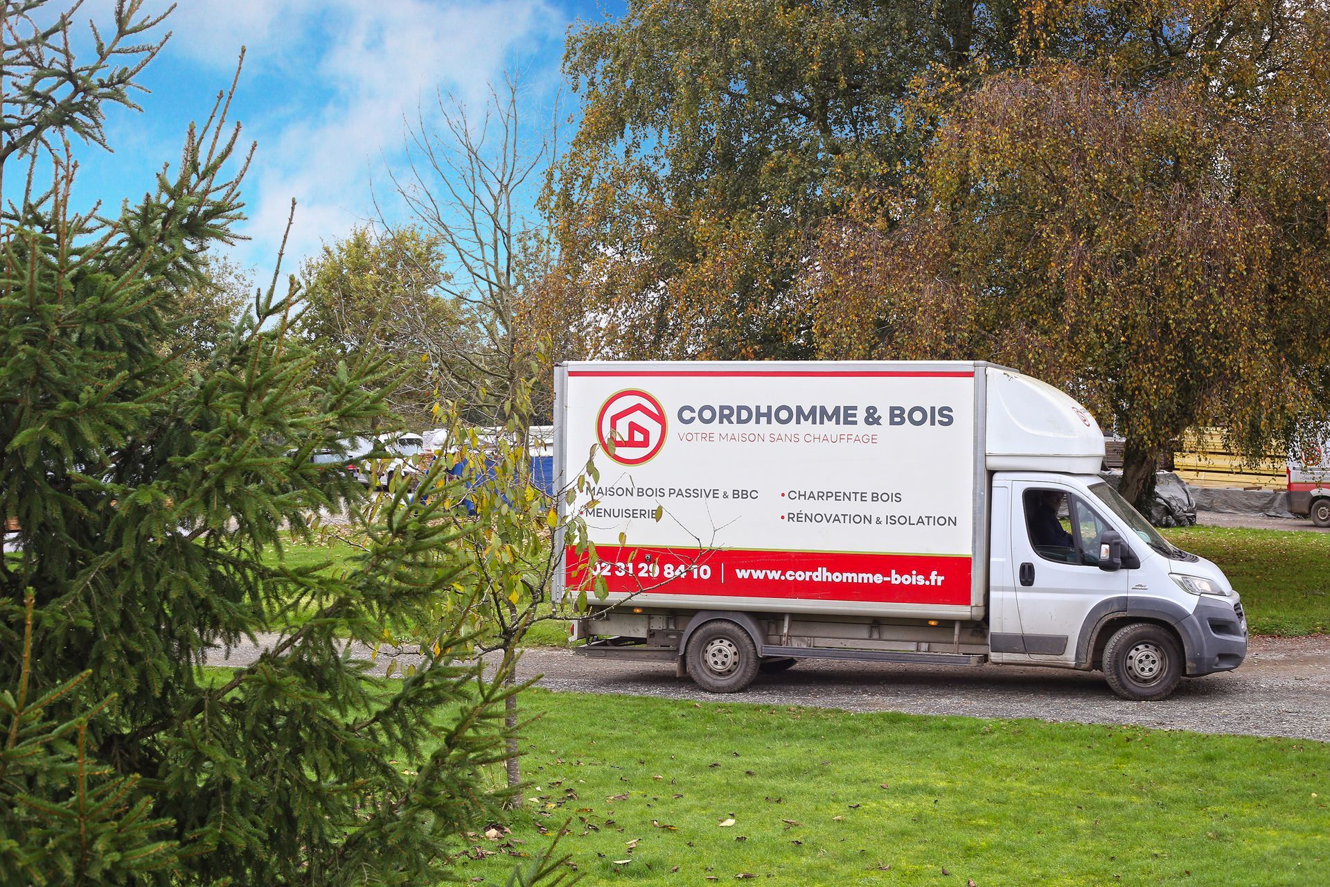 Véhicule de chez Cordhomme & Bois