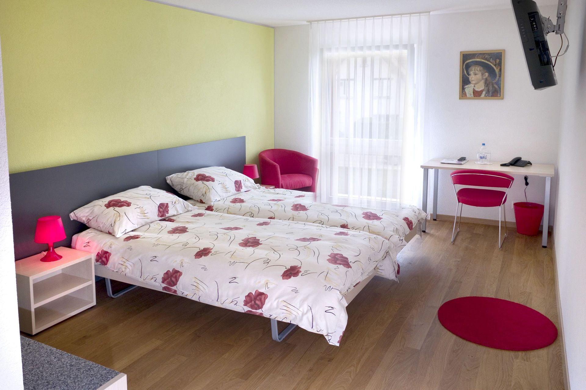 Hôtel du Parc à Alle - Jura - chambres modernes et calmes