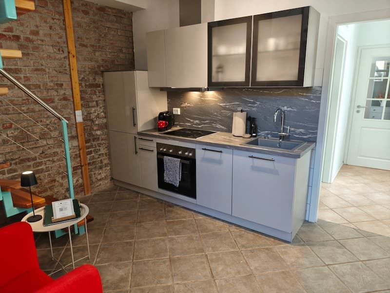 Küchenzeile der Ferienwohnung Garten