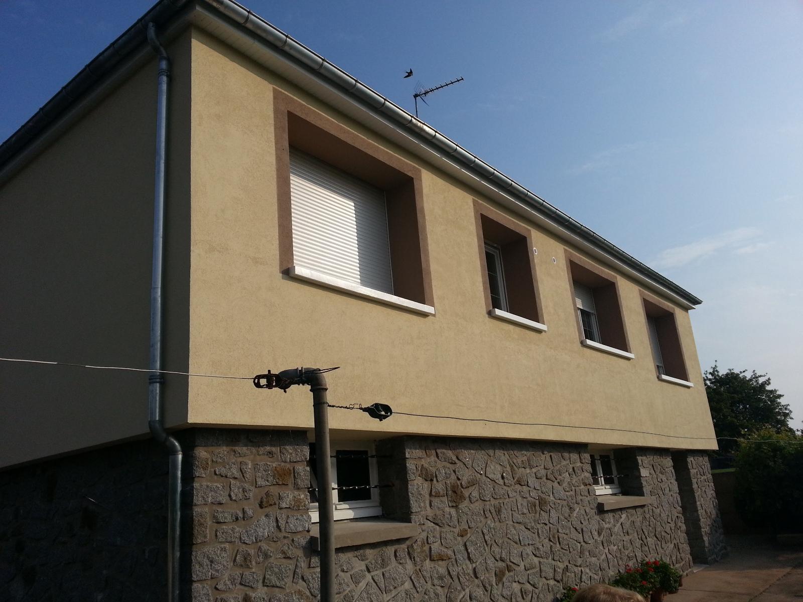 Façade de couleur marron