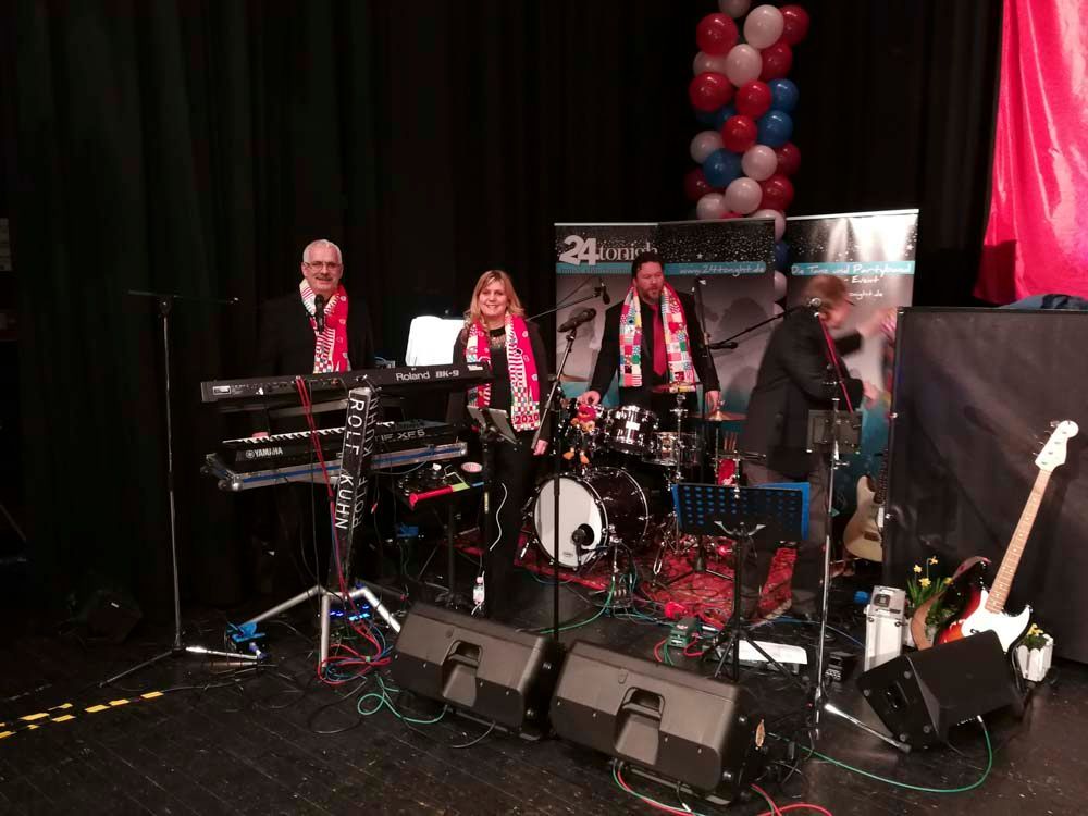 Alleinunterhalter Rolf Kuhn - Band am Schlagzeug