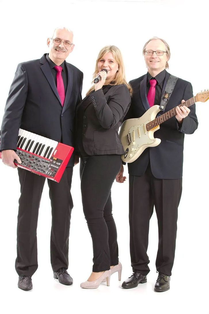 Trio 24 tonight