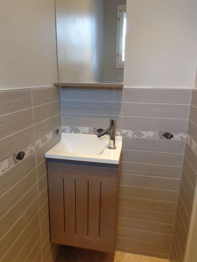 Lavabo de salle de bains