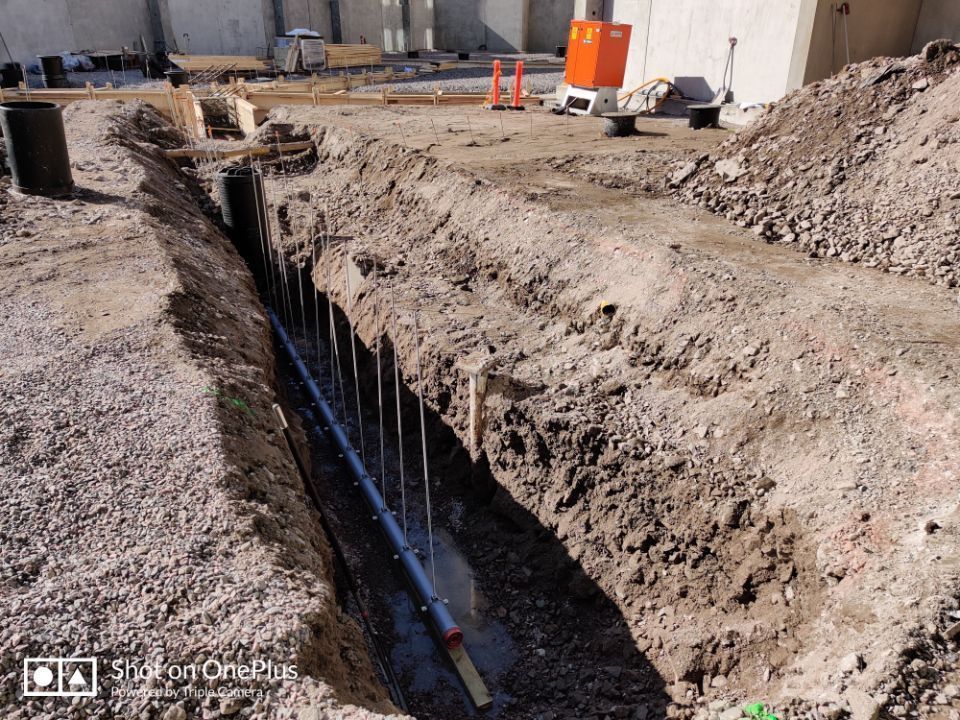 Maanrakennus kaivuutyö