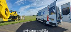 Ambulance et hélicoptère