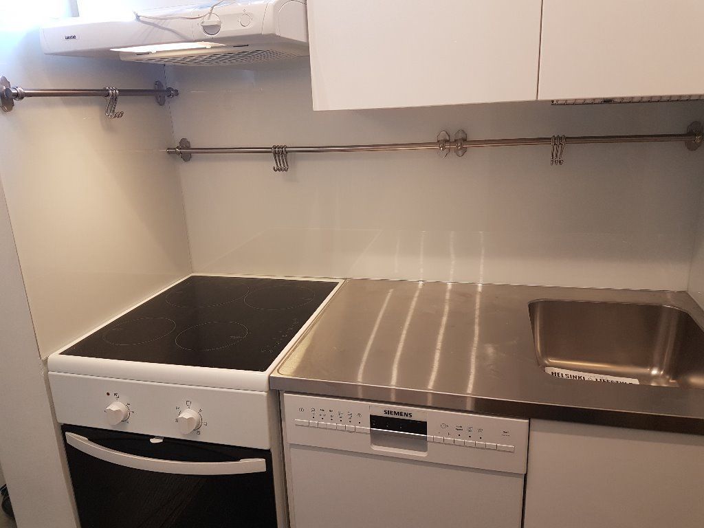 Helsingin Lasipaja Oy