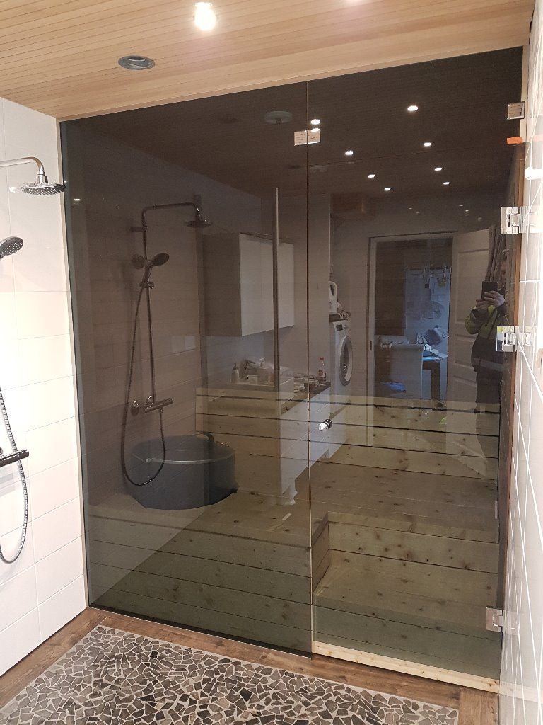 Helsingin Lasipaja Oy