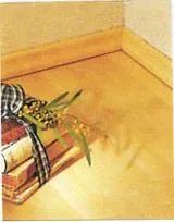 Ecke eines Zimmers mit Fußboden