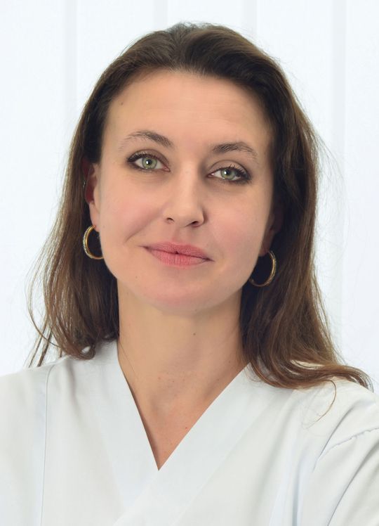 Dr. medic. Stom. (RO) Julia Lenz
