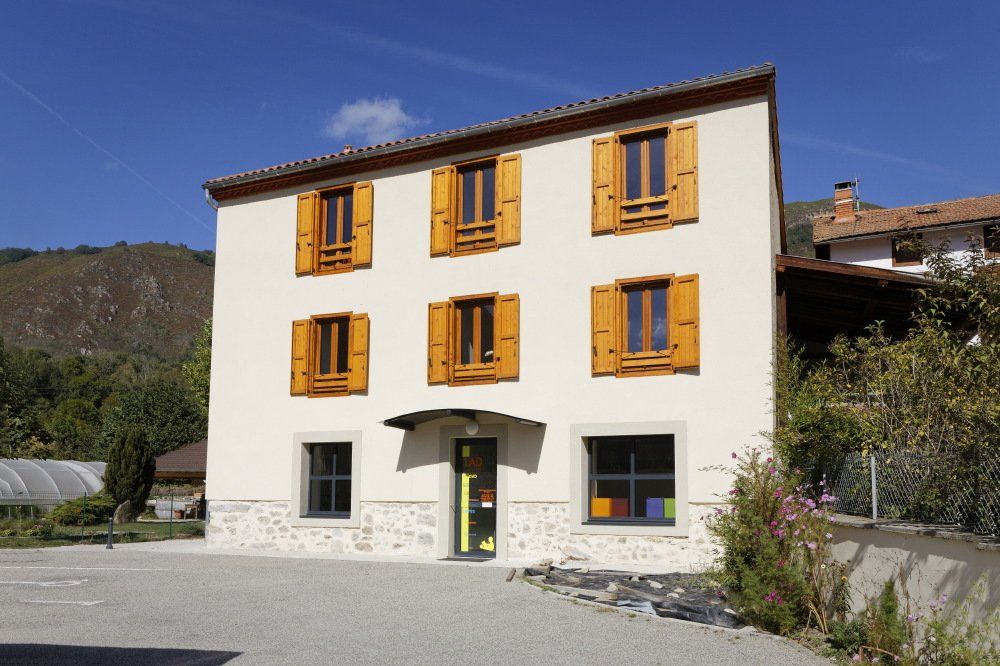 BIBLIOTHEQUE ET 2 LOGEMENTS A ARIGNAC