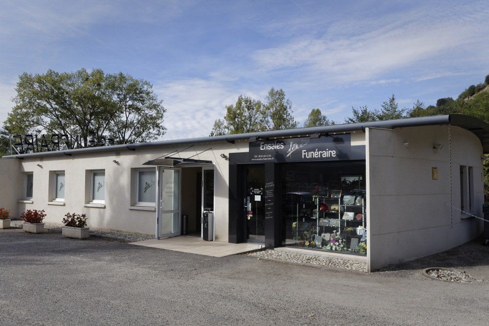 Chambre funéraire à Ensales