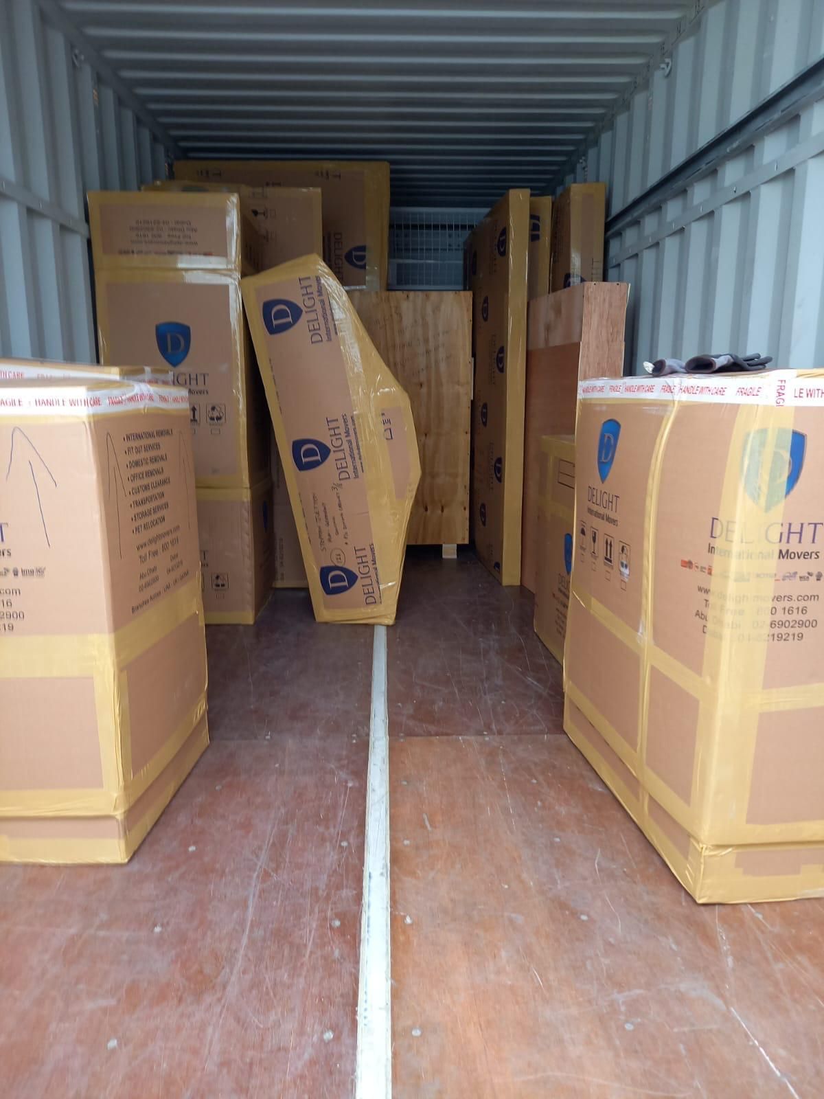 Innenansicht LKW beladen