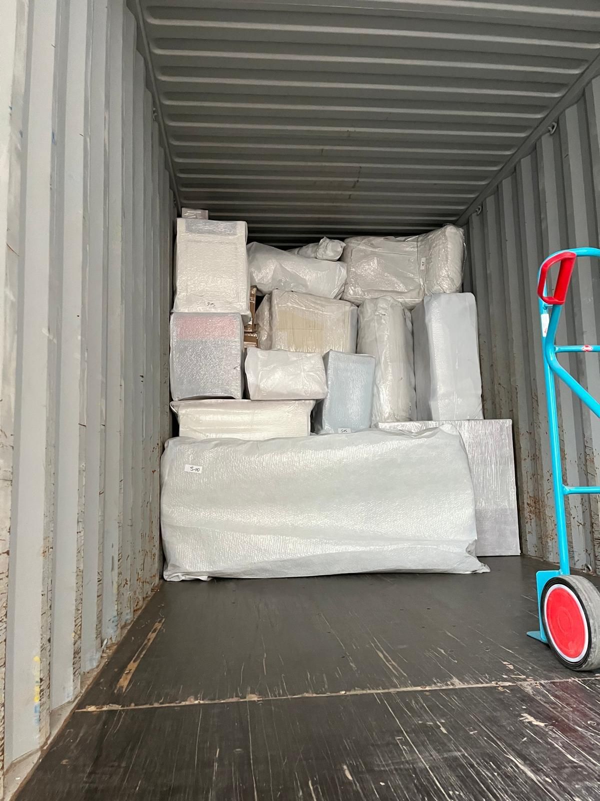 Innenansicht LKW beladen