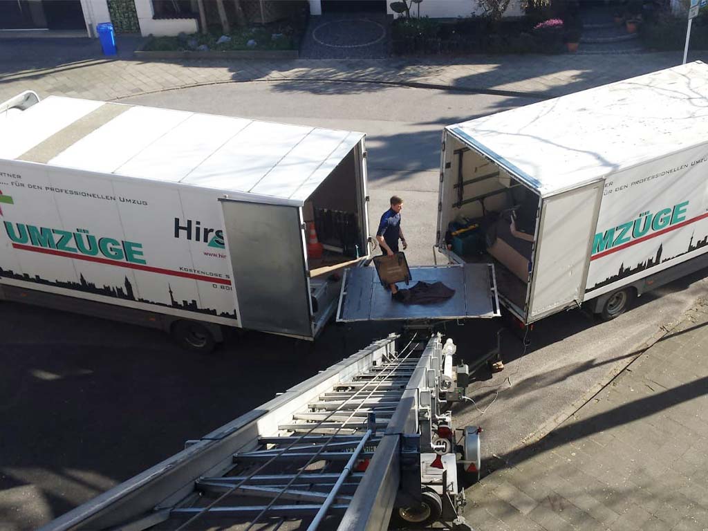 Außenaufzug Umzug Spedition Hirsch